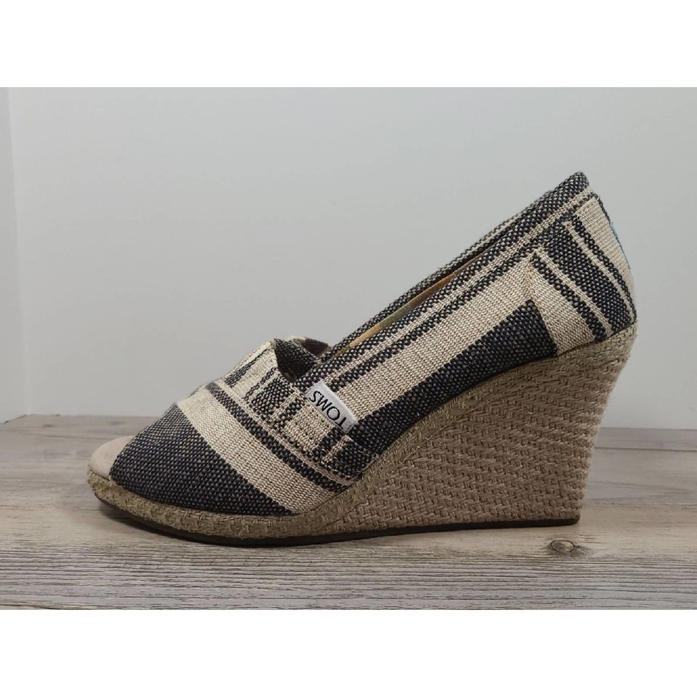 TOMS wedge shoes womens size 6